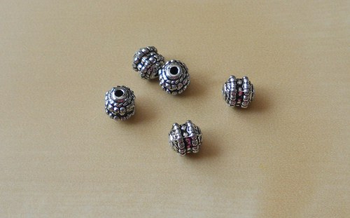 Plastový ozdobný komponent 9x8 mm - 10ks — foto 1