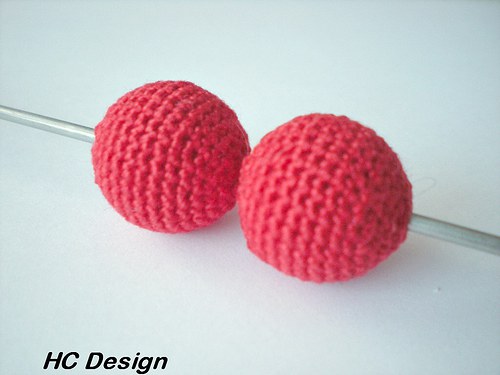 Háčkované kuličky-pár, červené-1,8cm — foto 1