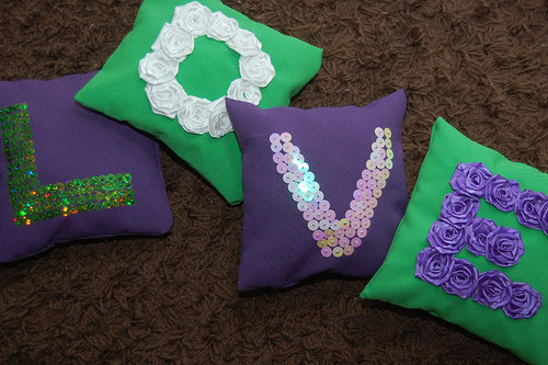 LOVE ... sada polštářů 4ks — foto 1