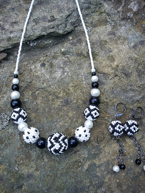 White-black elegance 1 — foto 1