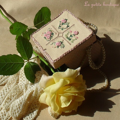 Krabička La rose — foto 1