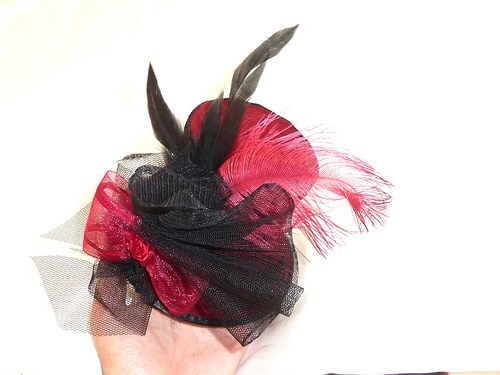 Red mini Hat — foto 1
