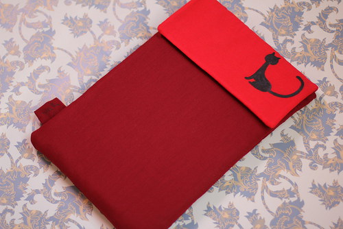 Obal na laptop: Rouge Kitty — foto 1