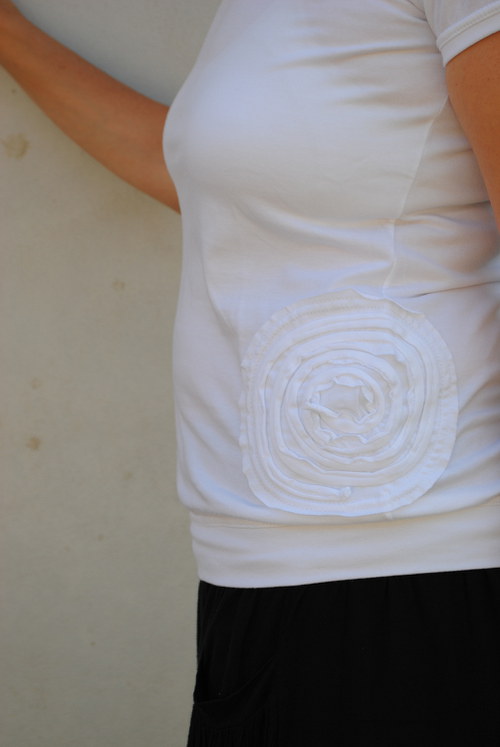 Trochu elegance s aplikací, vel. S — foto 1
