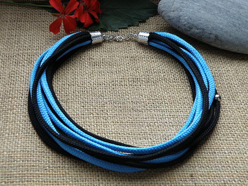 Blue-black - modročerný náhrdelník — foto 1