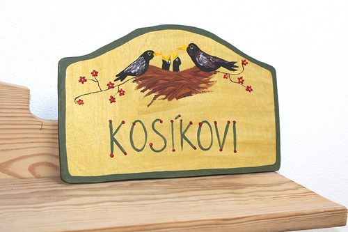 Dřevěná cedulka na dveře KOSÍKOVI