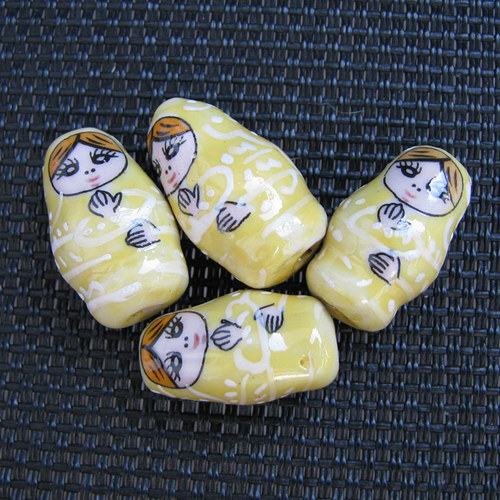 Porcelánové korálky matrjošky