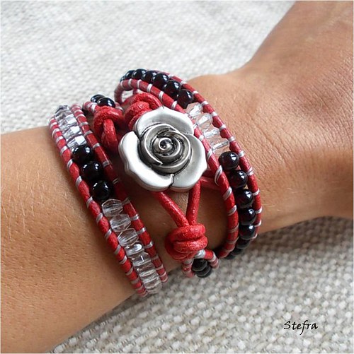 Red rose - kožený náramek — foto 1
