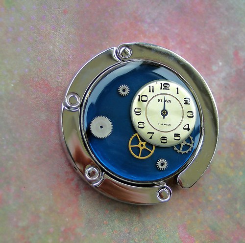 Steampunkový háček na kabelku — foto 1