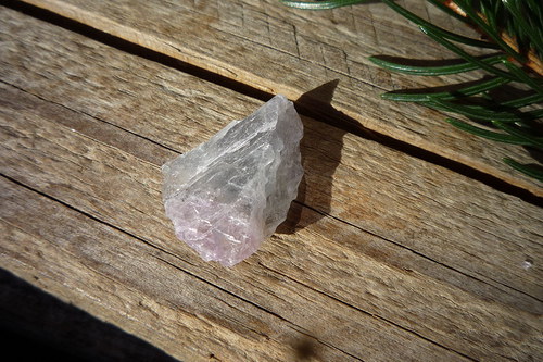 Surový fluorit L 6357 — foto 1