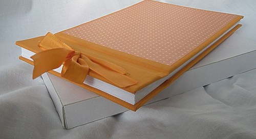 Oranžové puntíčky — foto 1
