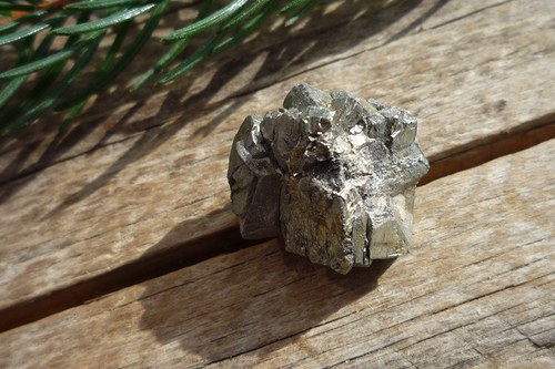 Pyrit QA č.L6650 — foto 1