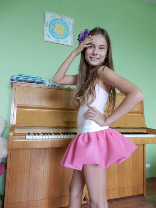 ***Růžová taneční sukýnka — foto 1