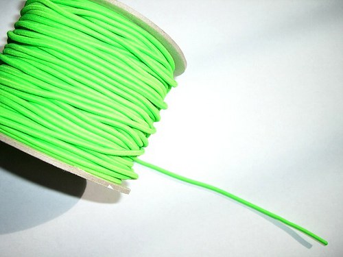 Kulatá guma - 2mm florescenční zelená — foto 1