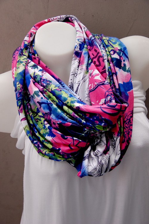 Nákrčník multicolor — foto 1