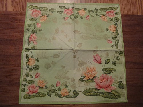 Ubrousek na decoupage - leknín na zeleném