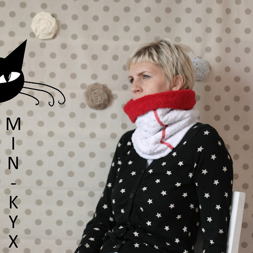 NÁKRČNÍ-KYX s pruhem — foto 1