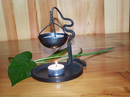 Kovaná aromalampa — foto 1