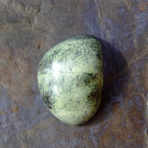 Serpentyn chytha, kabošon č.430 — foto 1