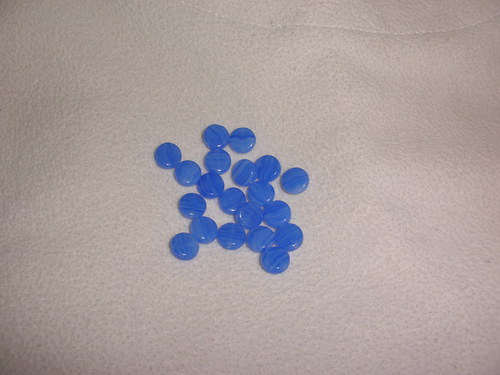 Mač06 Modré žíhané placičky, 8 mm, 20 ks
