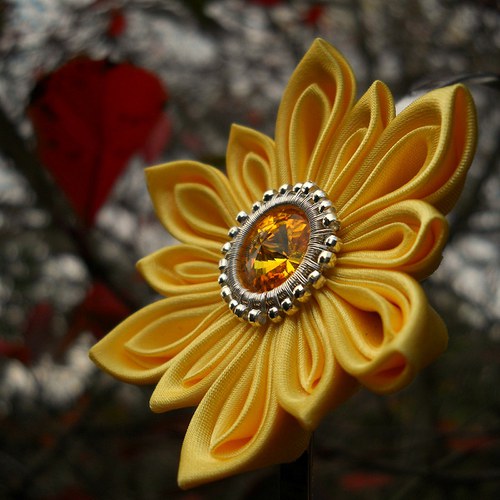 Kanzashi čelenka Amber — foto 1