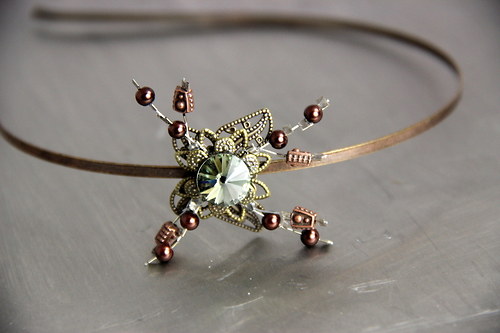 Čelenka : " Foggy butterfly " — foto 1