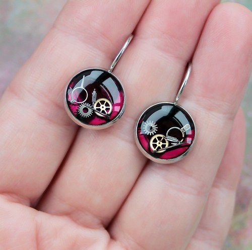 Burgundy circles — foto 1