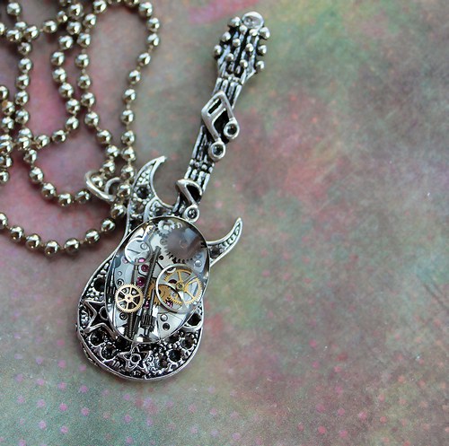Steampunková kytara — foto 1