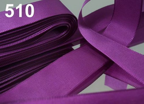10 m taftové stuhy, barva fialová