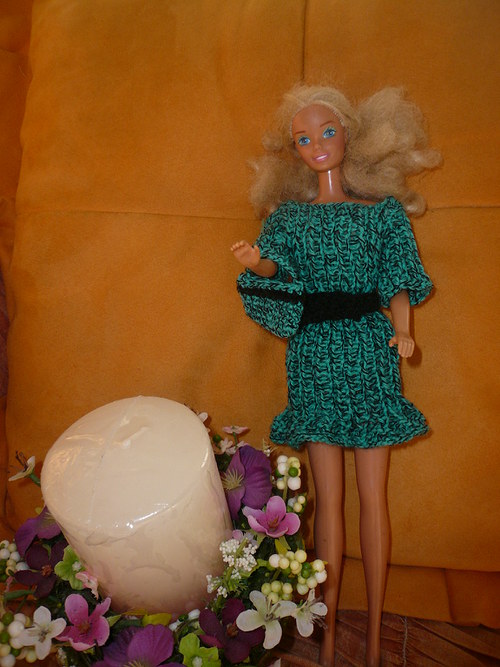 Zelené šaty pro Barbie — foto 1