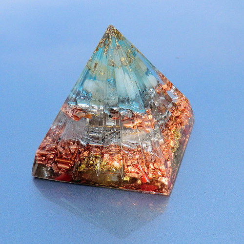 Orgonit* (4)Velká pyramida/Broušená *Meditační* — foto 1