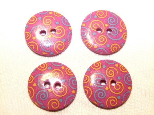 Knoflík 23 mm SPIRÁLA RŮŽOVÁ