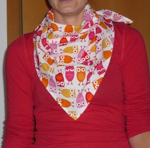 Šátek bílý se sovami — foto 1
