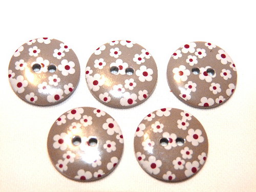 Knoflíky plastový 23 mm KYTKA BÉŽOVÁ