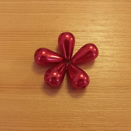 Voskované kapky - 10 x 17 mm