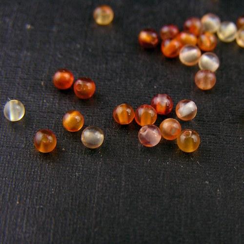 Karneol - kuličky 2mm (10ks) — foto 1