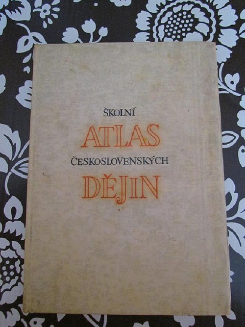 Školní atlas