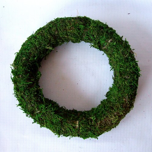 Mechový věneček 20 cm — foto 1