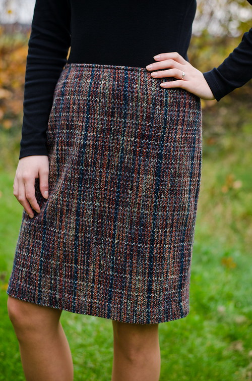 Pouzdrová sukně — foto 1