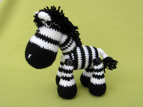 Háčkovaná zebra "Tomík" - návod