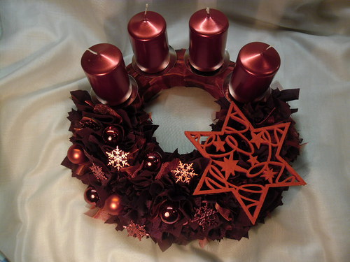 Adventní červený s bordo — foto 1