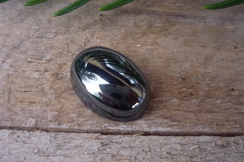 Vyšší kabošon 14x10 - hematit L7741 — foto 1