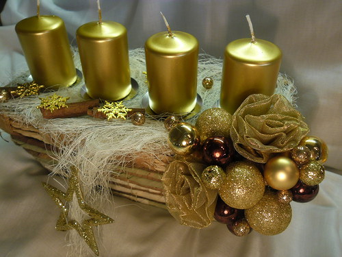 Adventní košík zlatohnědý - na přání — foto 1