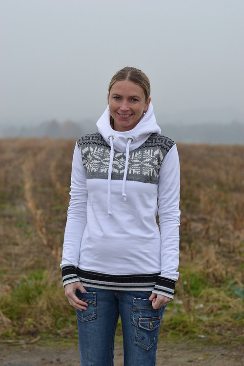 Mikina s pleteným vzorem — foto 1
