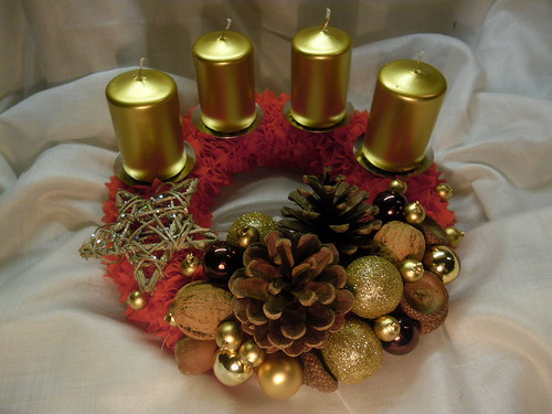 Adventní červenozlatý — foto 1