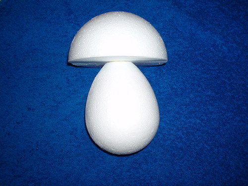 Hřib 16 cm výška - polystyren — foto 1