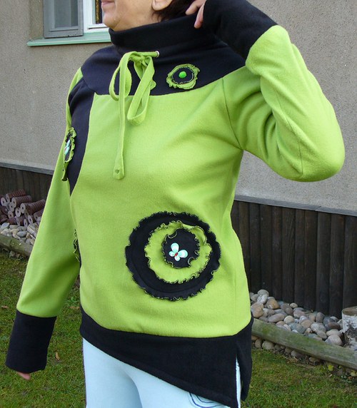 Mikina — foto 1