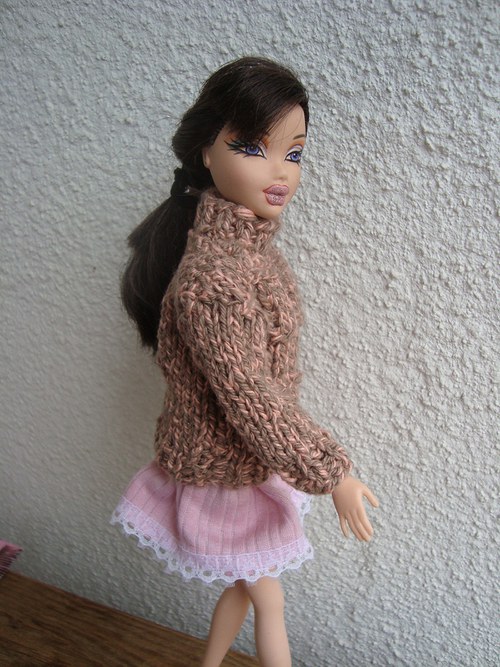 Svetr pro Barbie - Sleva z 49 kč — foto 1