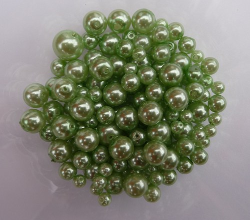 Voskové perle zelené mix 50g