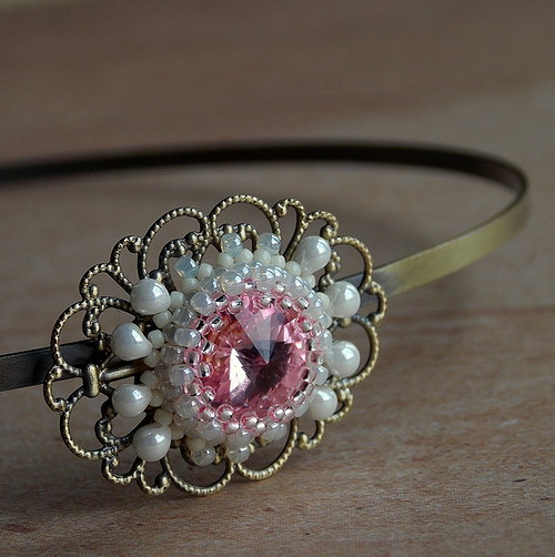 Jemněnka Romantická - Swarovski...čelenka... — foto 1